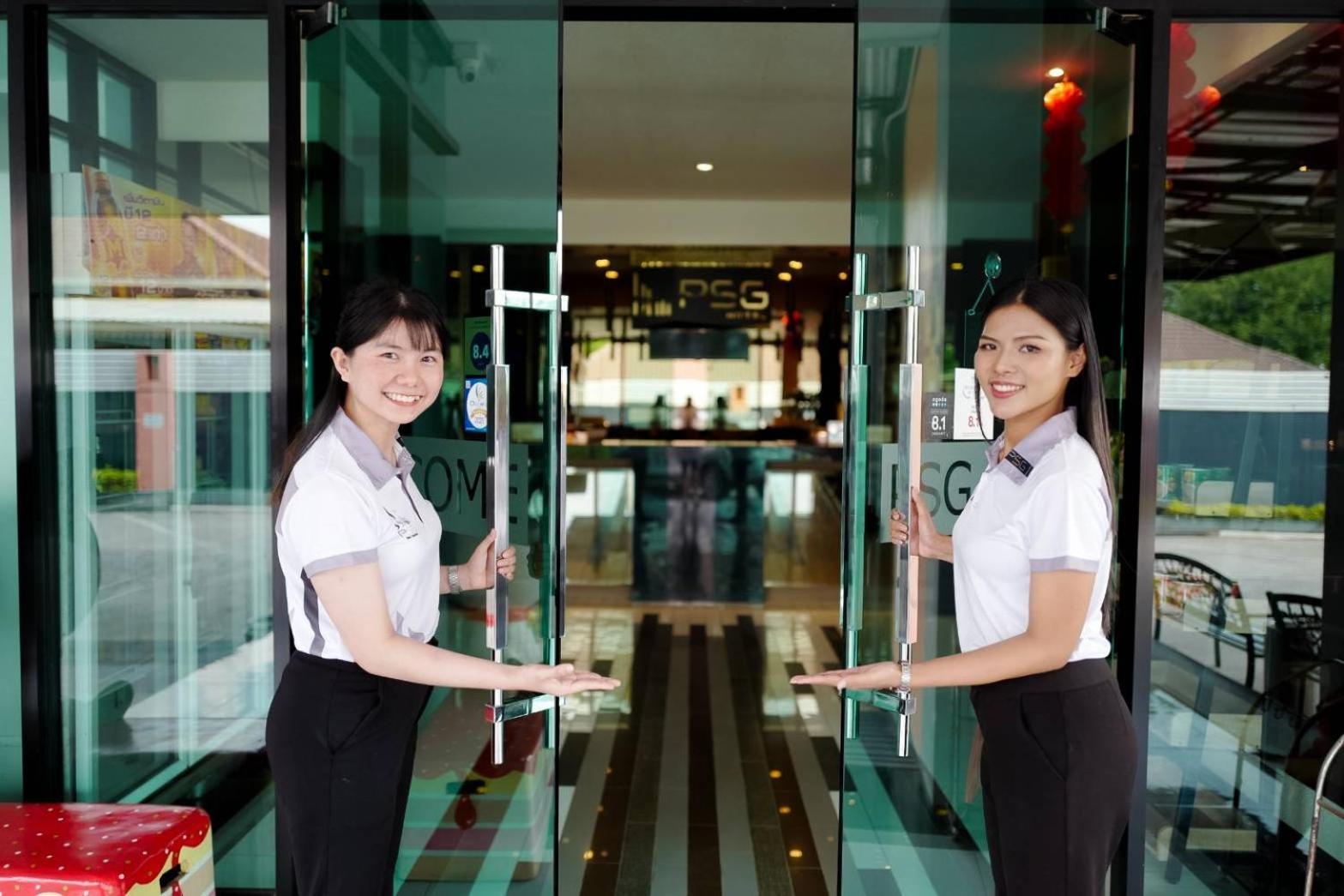 Psg Hotel Udon Thani Bagian luar foto